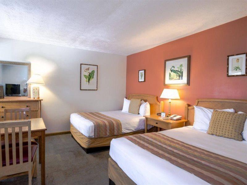 Oyo Waterfront Hotel- Cape Coral Fort Myers, Fl Exterior photo