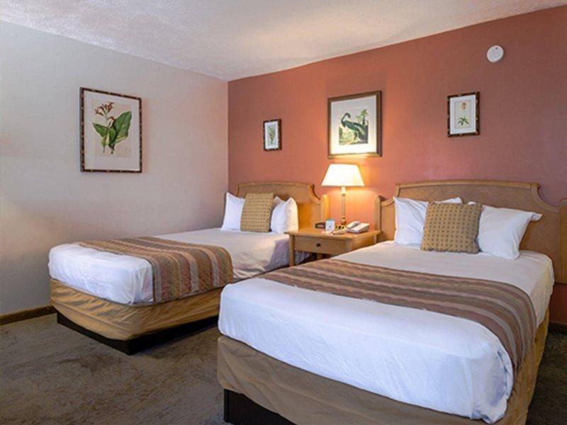 Oyo Waterfront Hotel- Cape Coral Fort Myers, Fl Exterior photo
